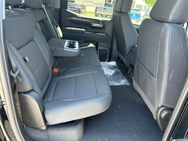 New 2026 Onyx Black GMC Elevation image 36
