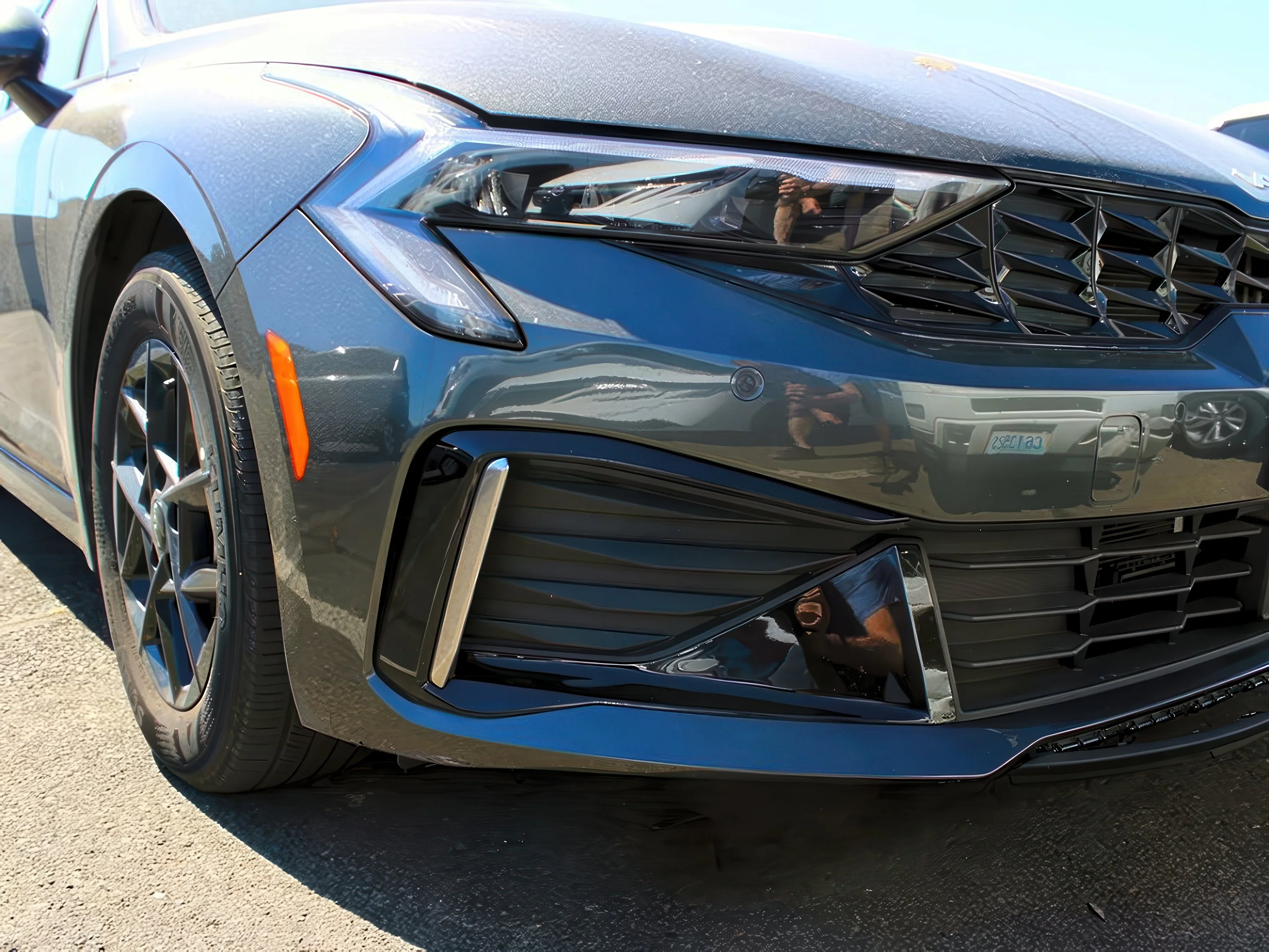 2025 Kia K5 LXS - Photo 8