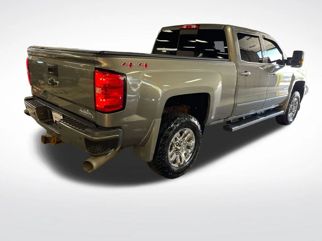 Used 2017 Gray Chevrolet High Country image 5