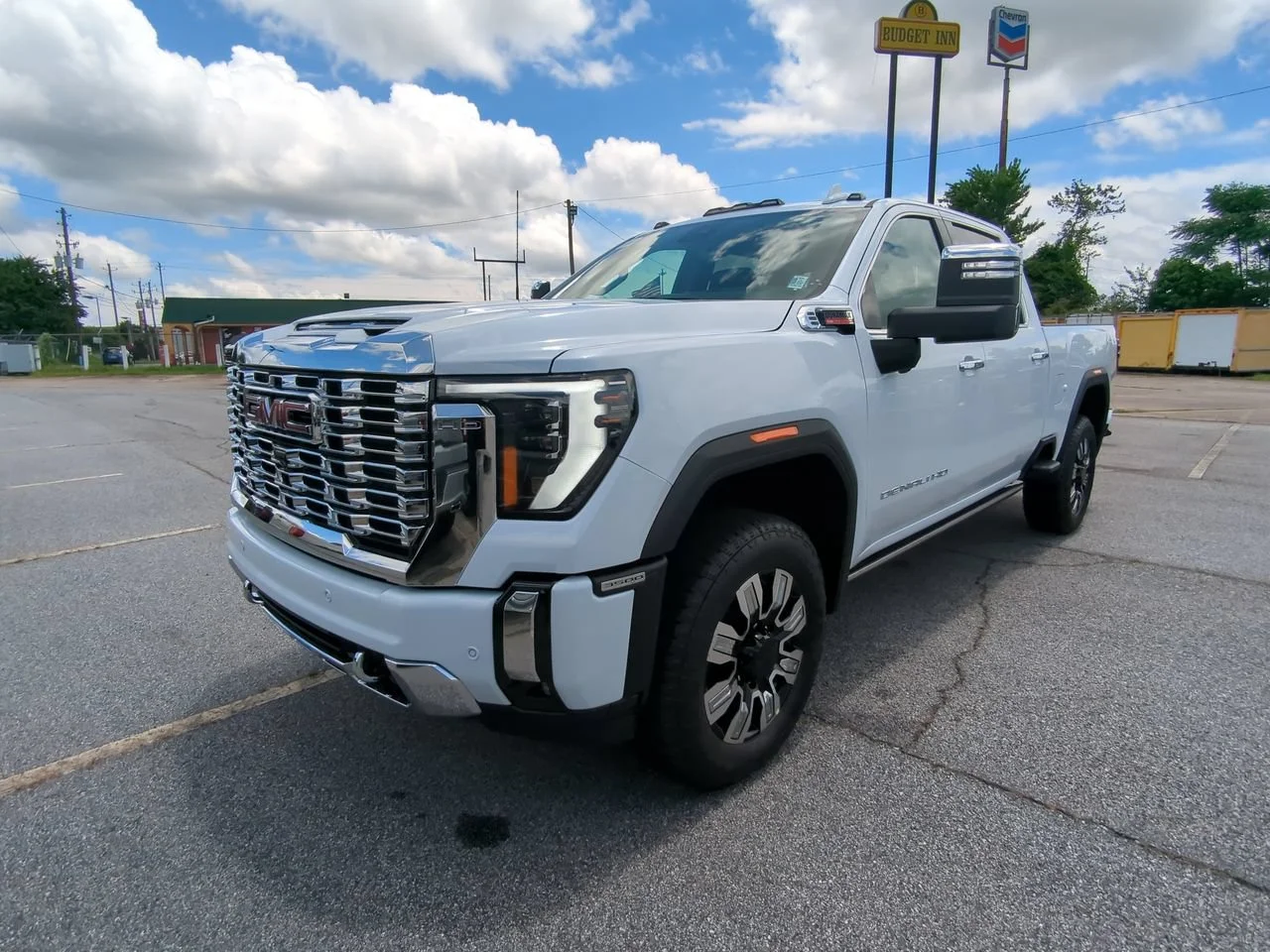 2026 GMC Sierra 3500HD Denali - Photo 7