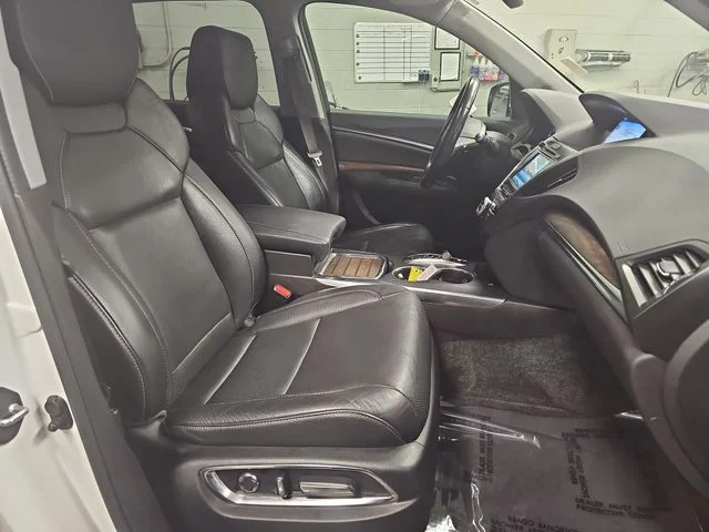 Used 2019 White Acura 3.5L Technology Package image 10