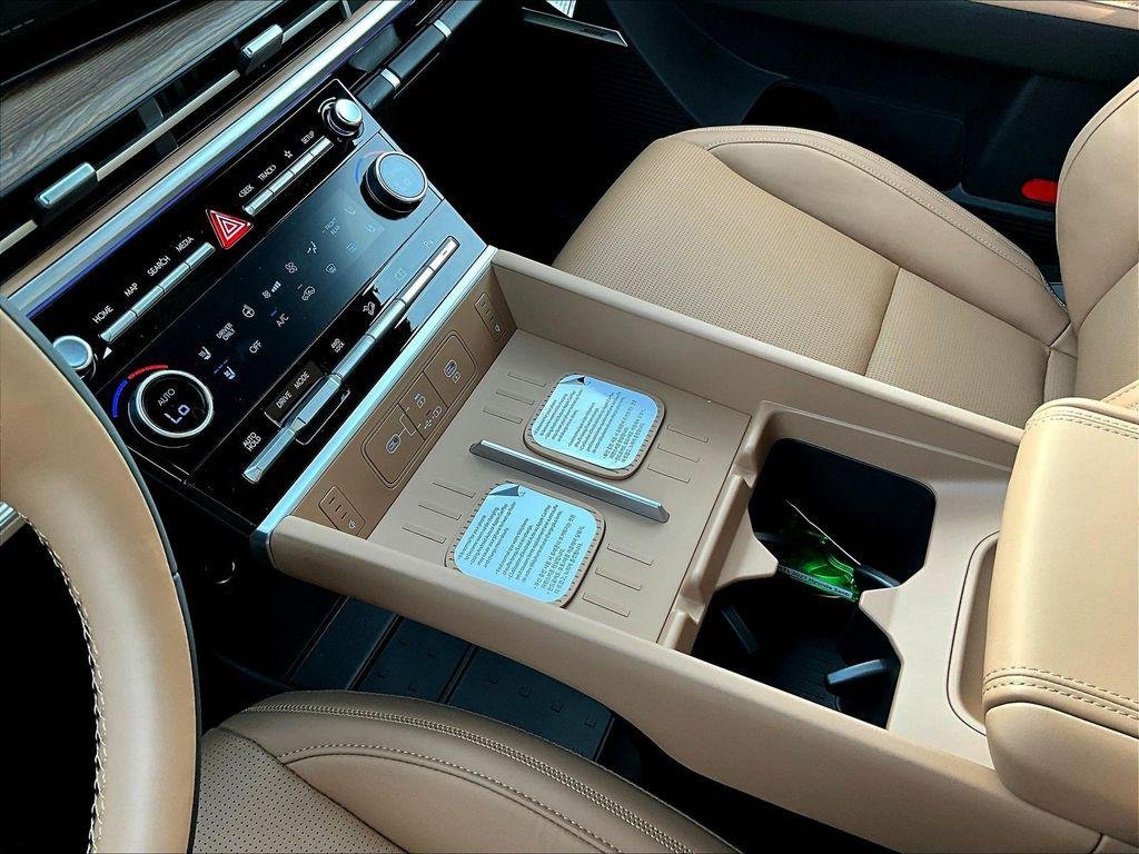 New 2027 Gray Hyundai Calligraphy image 21