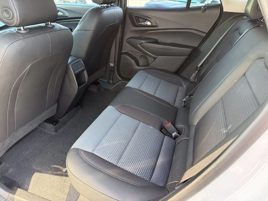 Used 2026 Summit White Chevrolet LT image 19