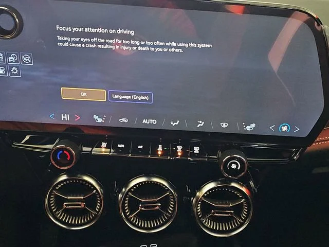 2025 Chevrolet Blazer EV LT - Photo 14