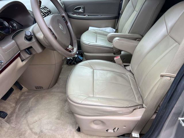 Used 2006 Sandstone Metallic Buick CXL image 21