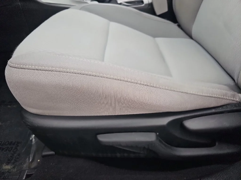 Used 2016 Red Toyota LE Plus image 27