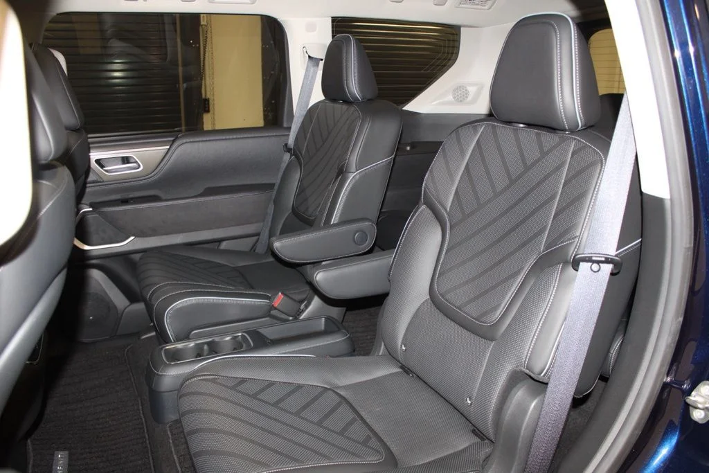 New 2025 GRAND BLUE INFINITI LUXE image 41