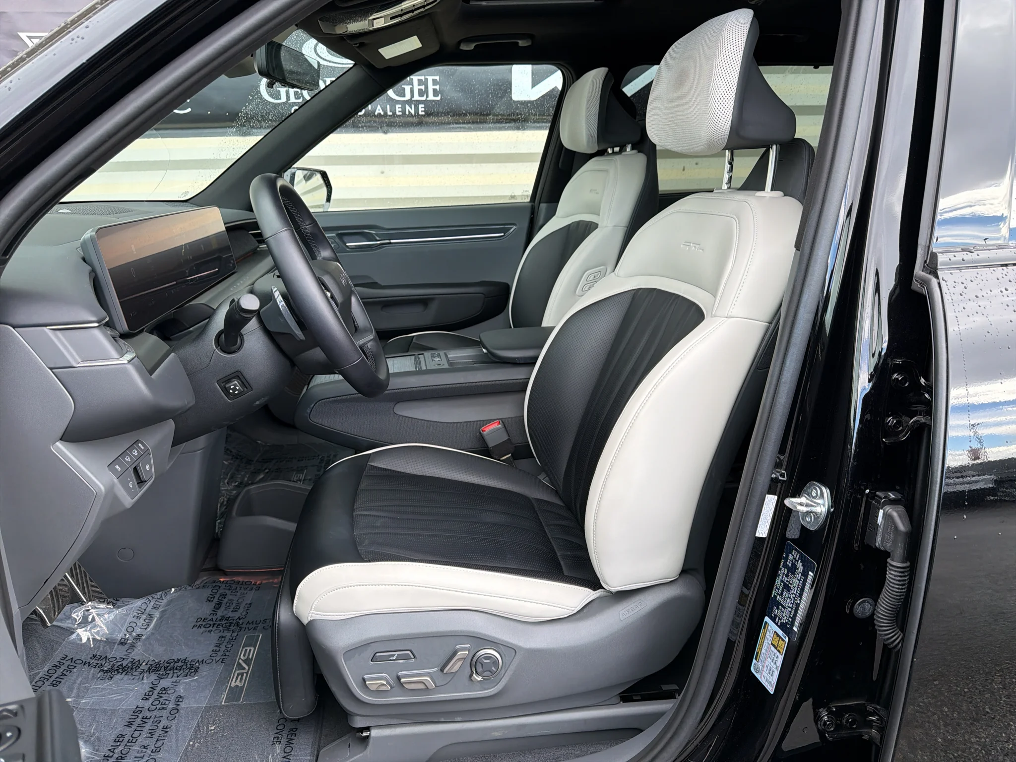 Certified Used 2024 Aurora Black Pearl Kia GT-Line image 12