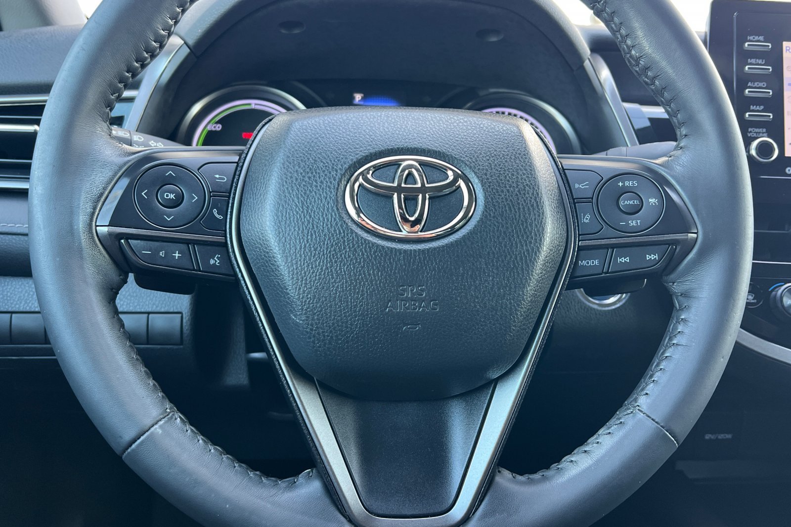 Certified Used 2022 White Toyota Hybrid SE image 22