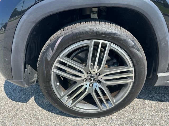 Used 2026 Black Mercedes-Benz GLS 450 image 9