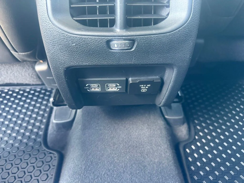 Used 2022 White Jeep Trailhawk image 41