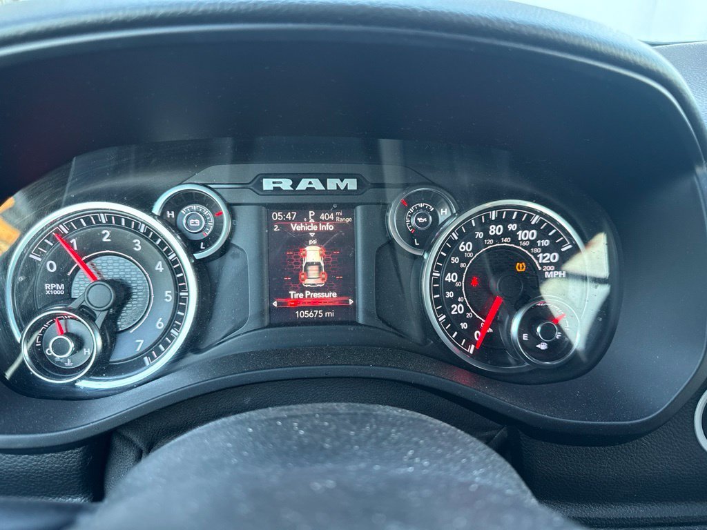 Used 2019 White Ram Big Horn/Lone Star image 12
