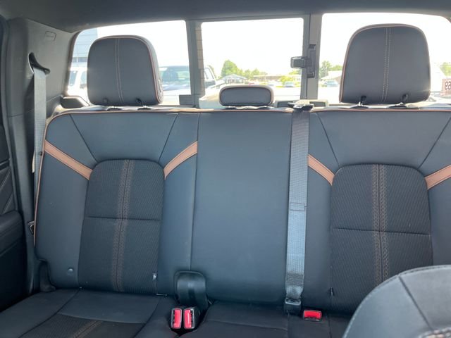 Used 2024 White GMC AT4 image 14