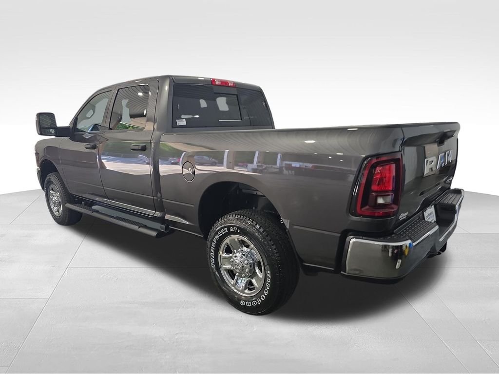 New 2026 Granite Crystal Metallic Clear-Coat Exterior Paint RAM Tradesman image 3