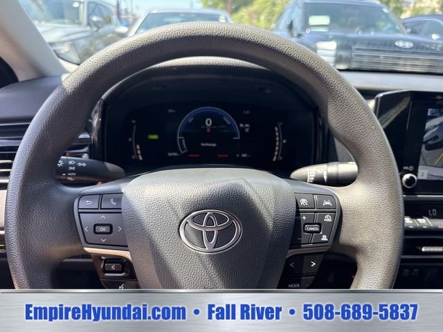 2025 Toyota Camry LE - Photo 26