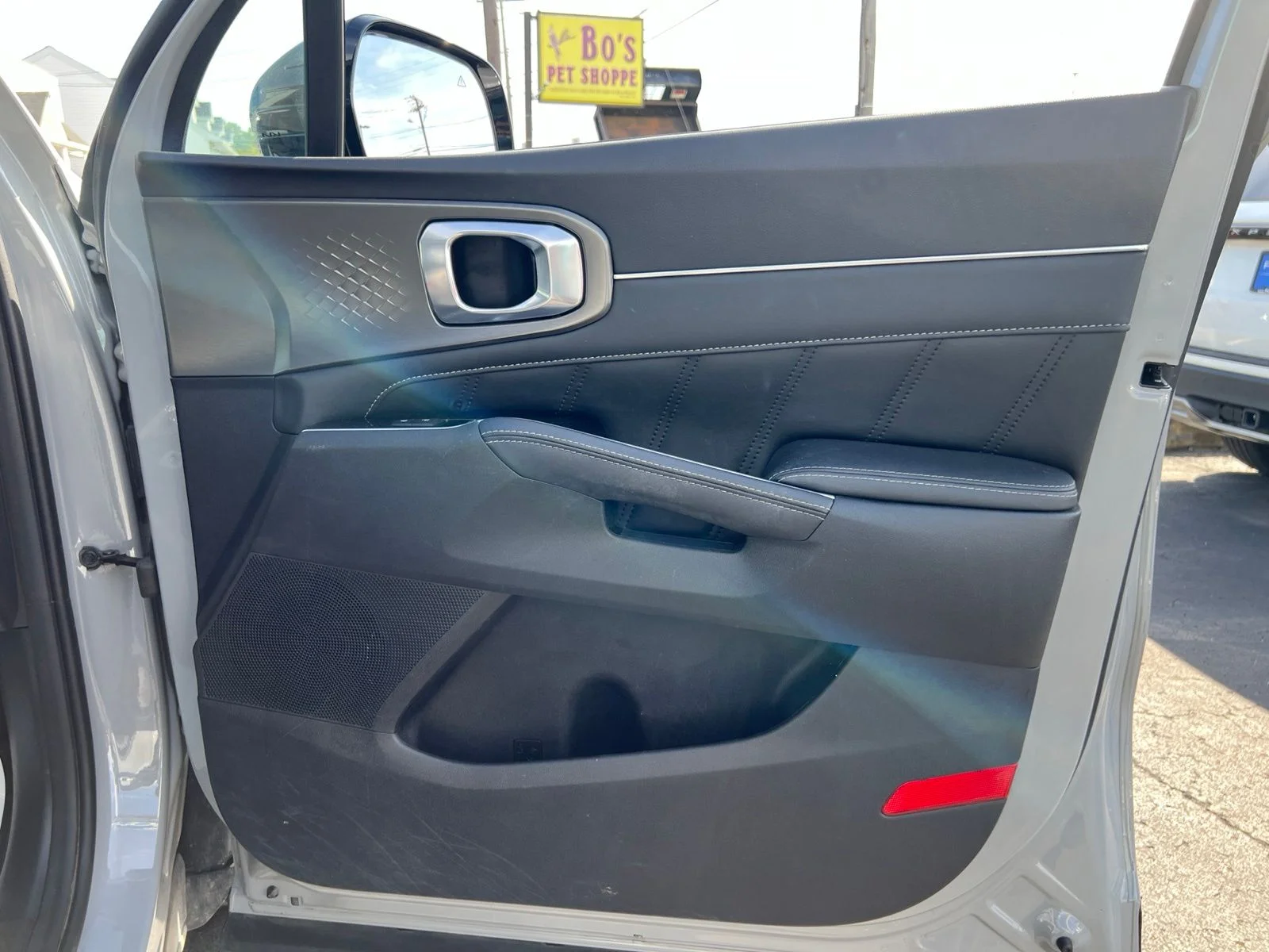 Used 2023 Wolf Gray Kia SX image 52