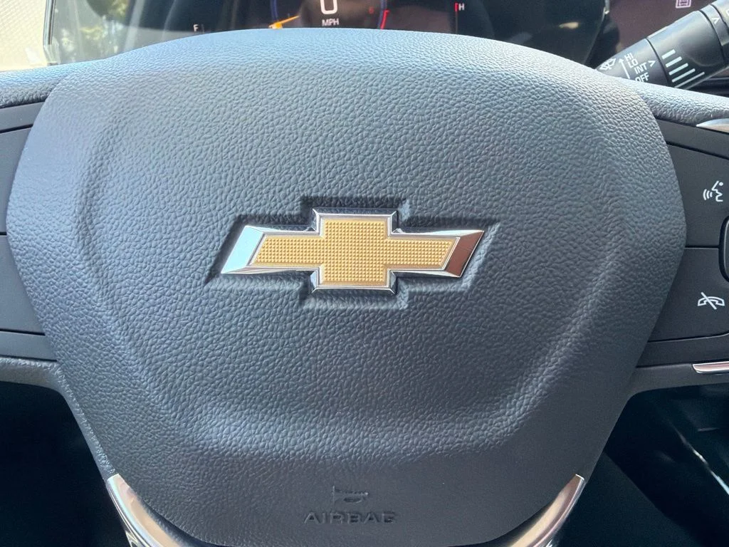 New 2026 Summit White Chevrolet LT image 14