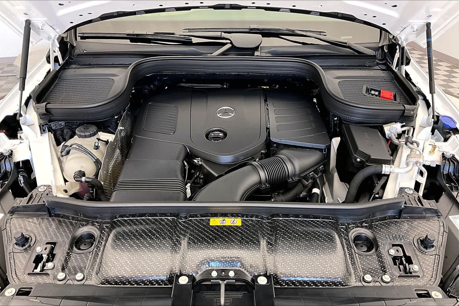 New 2026 Polar White Mercedes-Benz GLE 350 image 9
