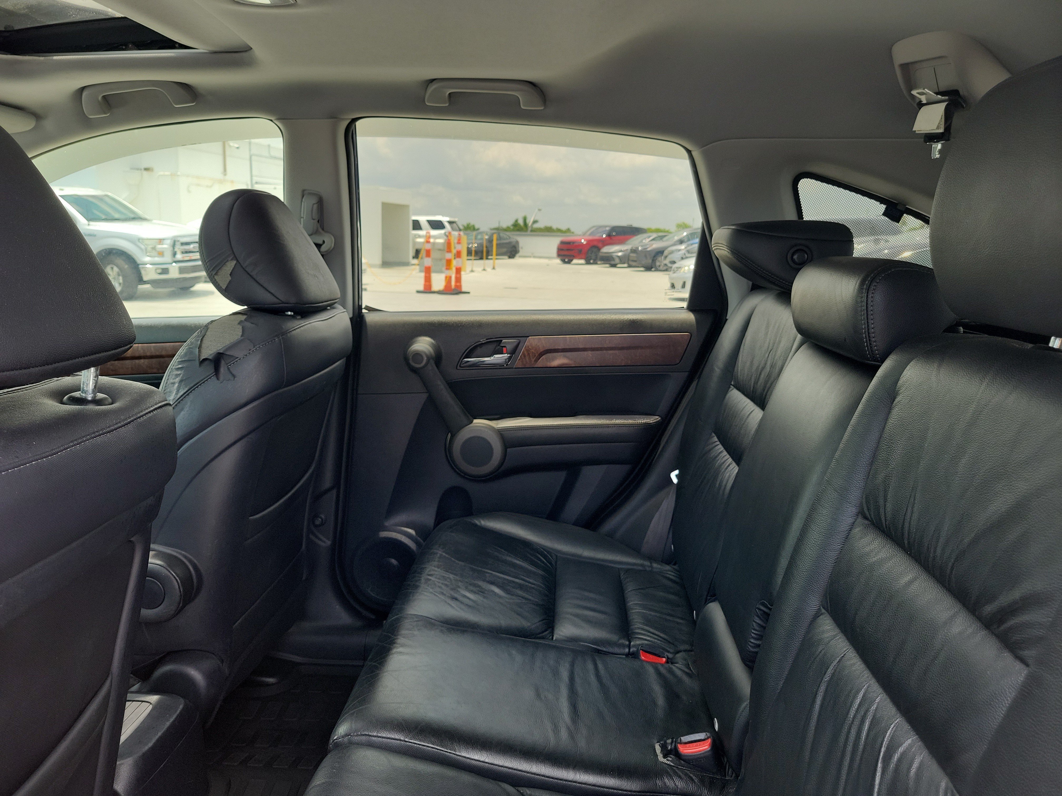 Used 2010 Gray Honda EX-L image 12