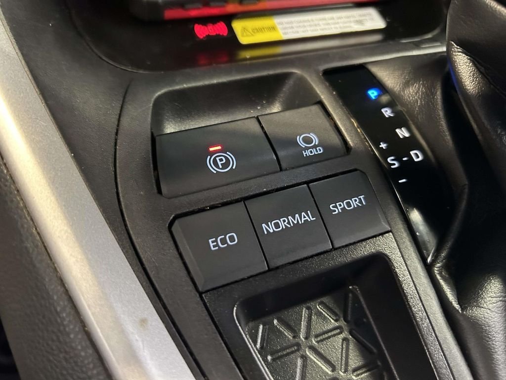 Certified Used 2024 Silver Toyota XLE image 22