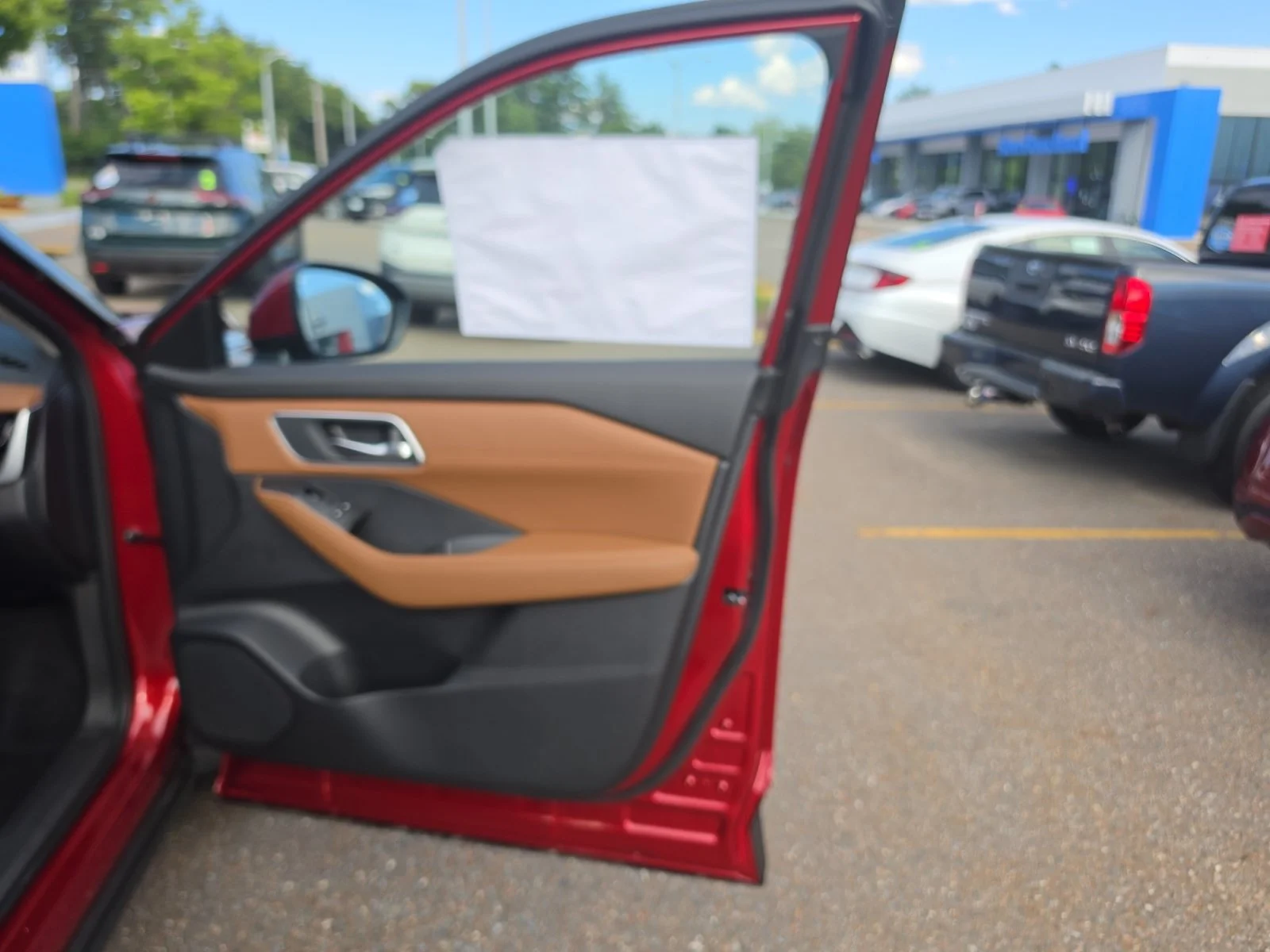 New 2026 Scarlet Ember Tintcoat Nissan Platinum image 33
