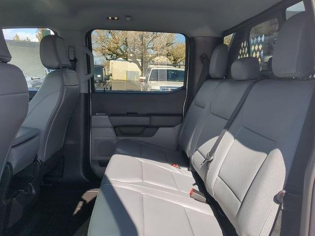 2024 Ford F-450 Super Duty Chassis Cab XL - Photo 20