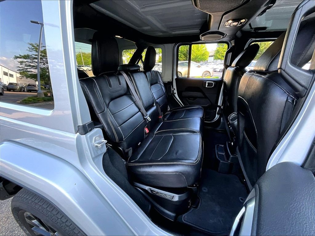 Used 2023 Silver Jeep Sahara 4xe image 16
