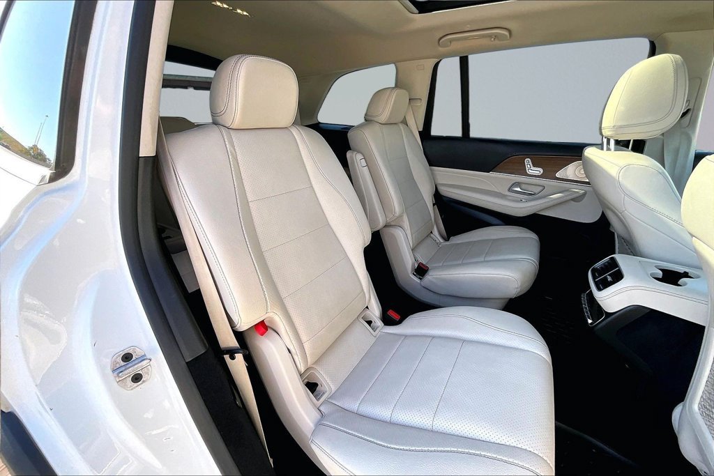 Used 2022 White Mercedes-Benz GLS 450 image 25