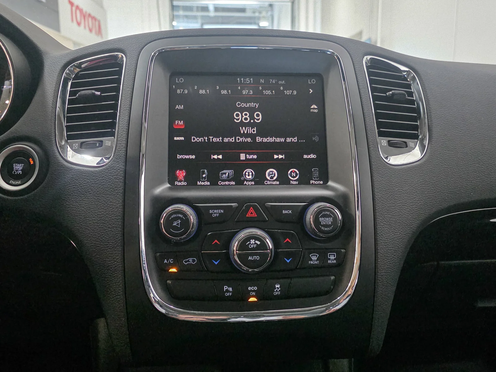 Used 2015 Gray Dodge Limited image 30