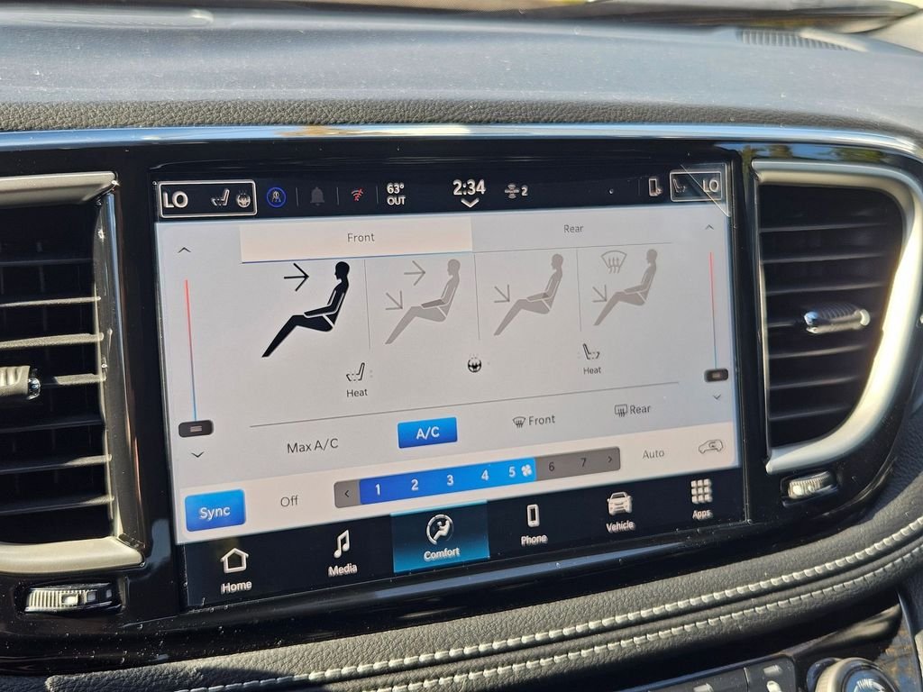 2026 Chrysler Pacifica Select - Photo 31