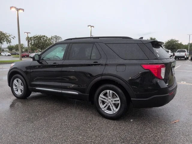Used 2022 Black Ford XLT image 6