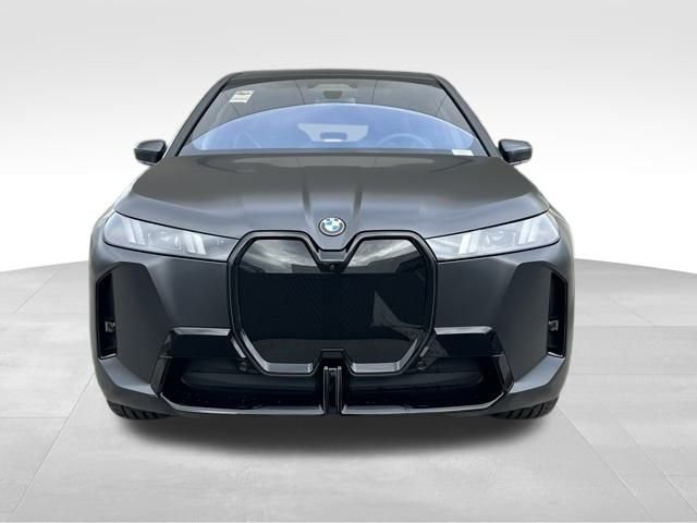 2026 Bmw iX photo 2