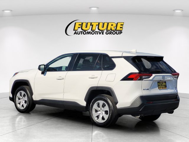 Used 2025 White Toyota LE image 7