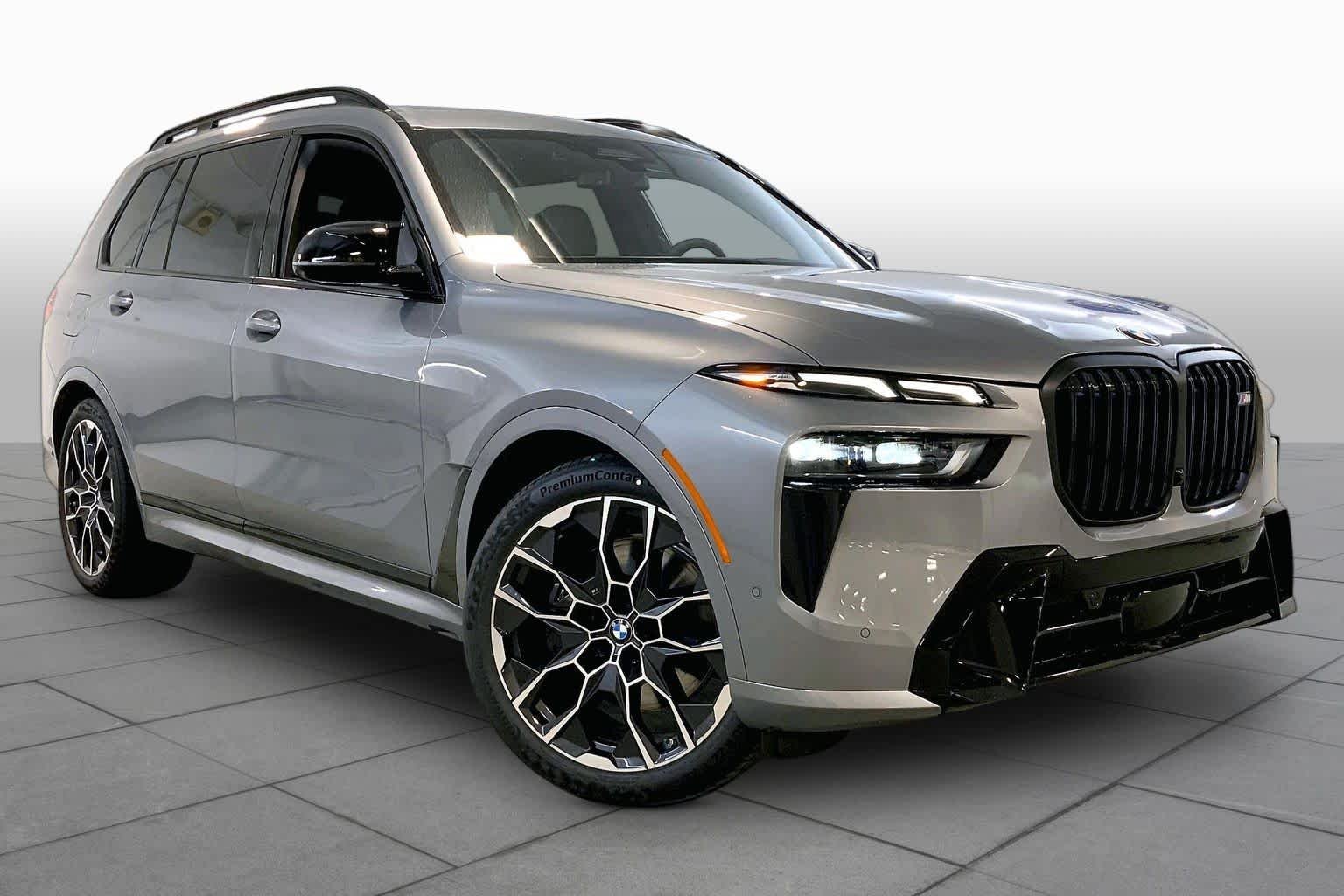 New 2027 Skyscraper Grey Metallic BMW M60i image 2
