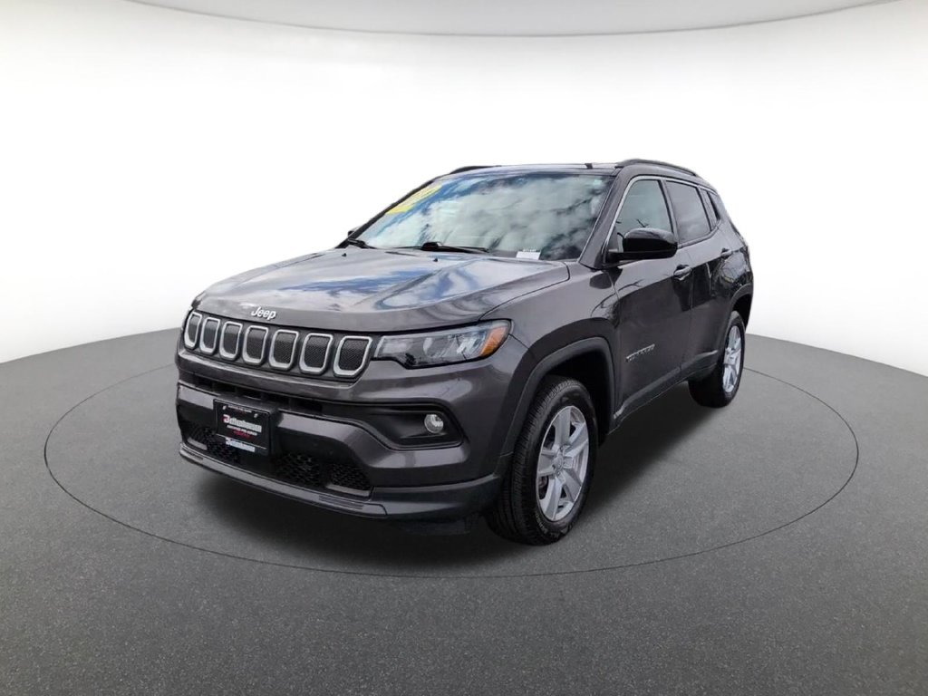 Certified Used 2022 Gray Jeep Latitude image 13