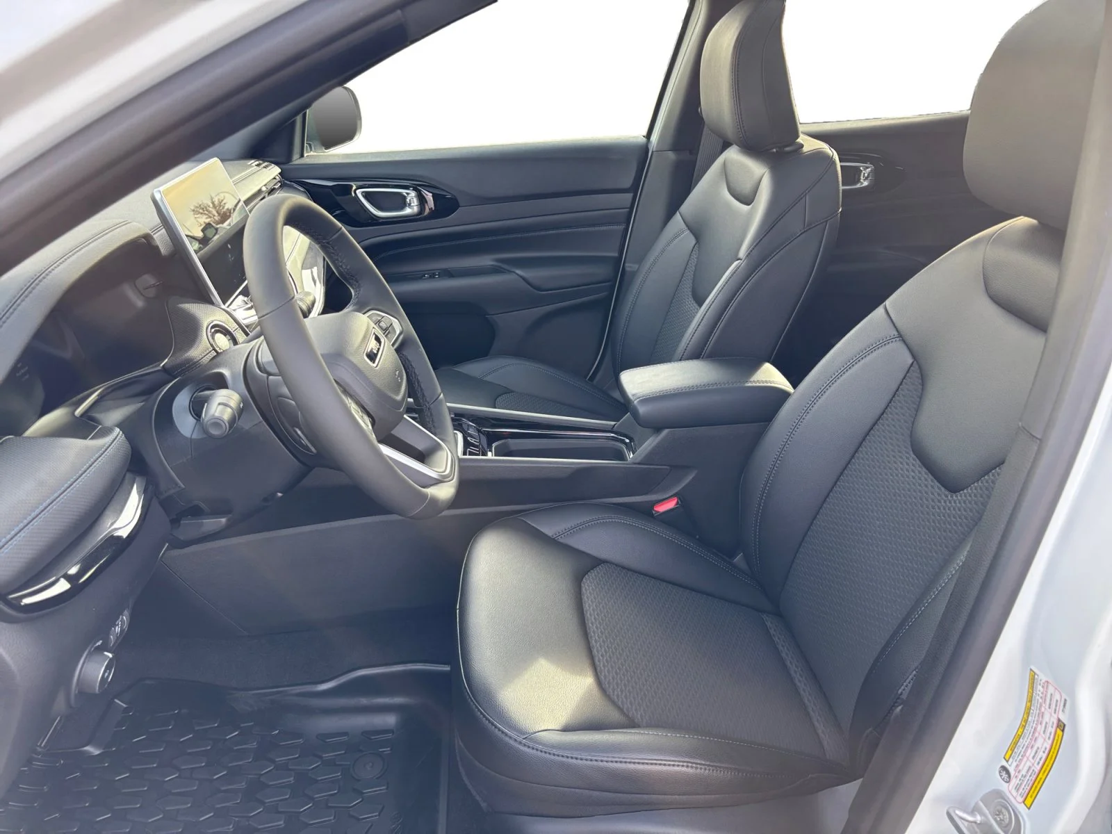 New 2026 Bright White Jeep North Altitude* 4x4, Pano Sunroof, Heated Seats, Wireless Charging Pad image 10