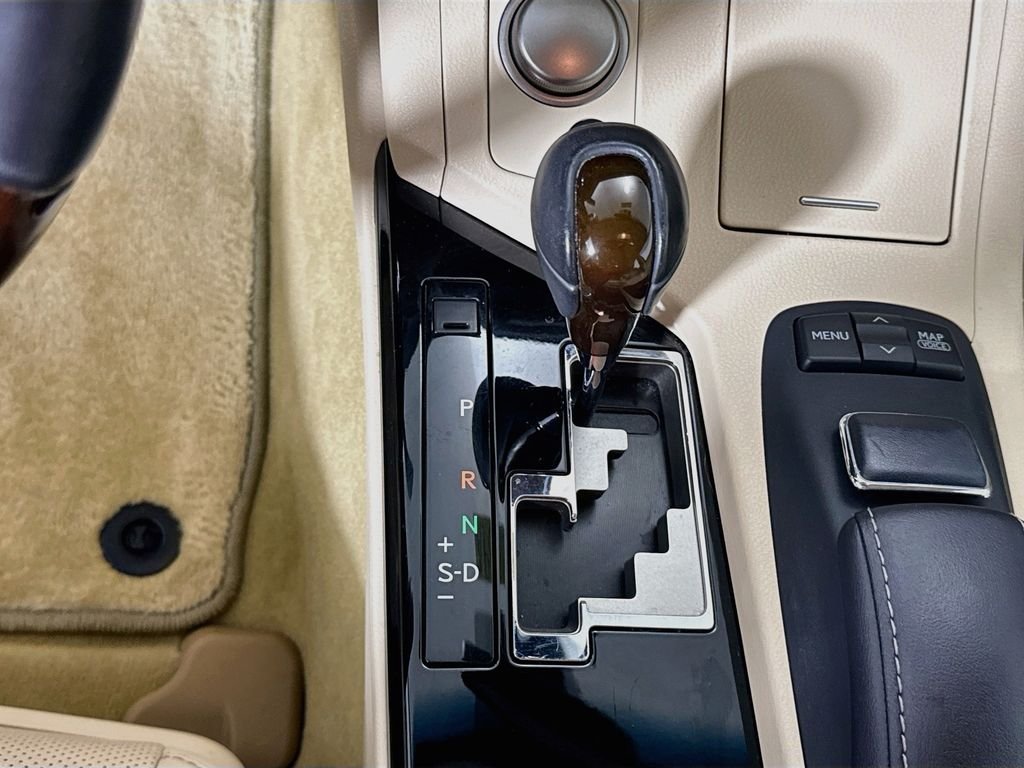 Used 2014 Deep Sea Mica Lexus Base image 17