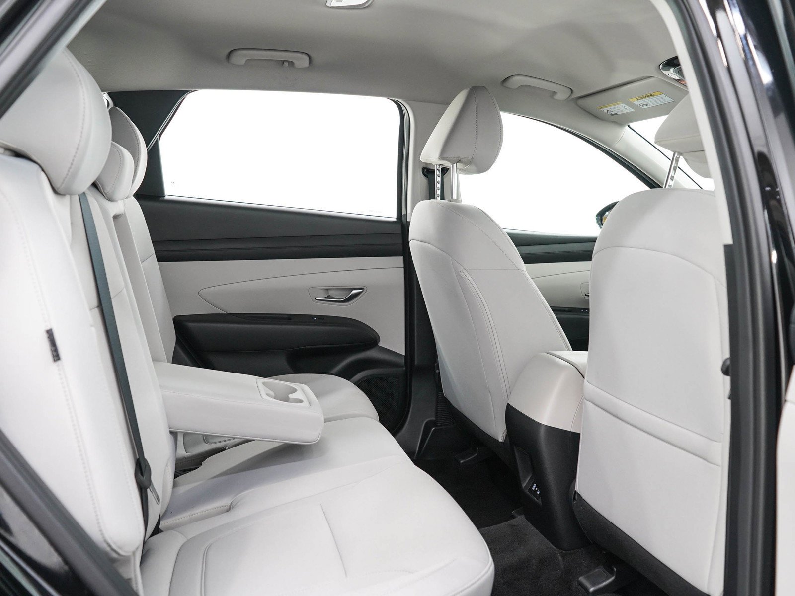 2026 Hyundai Tucson SE - Photo 13