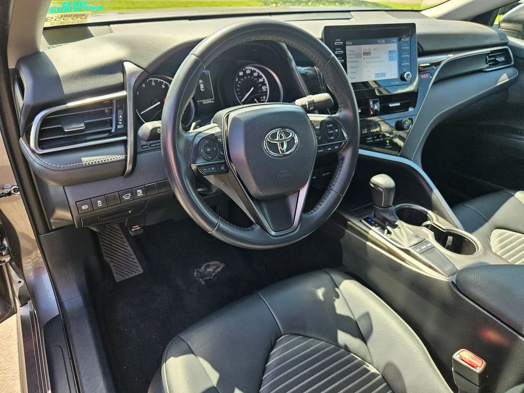 Used 2024 Predawn Gray Mica Toyota SE image 13