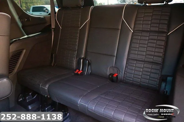 Used 2023 Red Cadillac V-Series image 17
