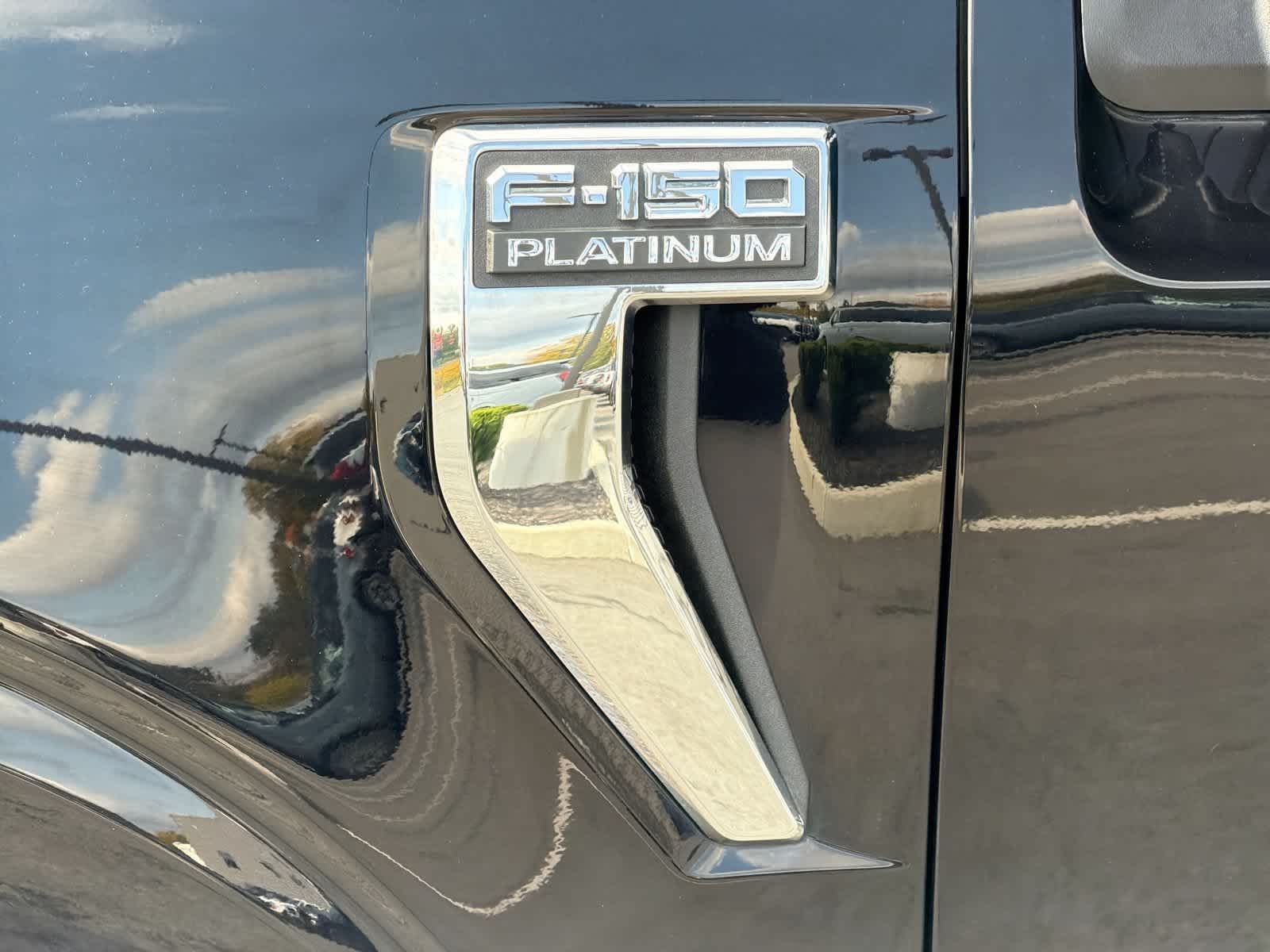 Used 2022 Agate Black Metallic Ford Platinum image 13
