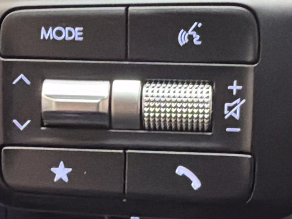 New 2027 Serenity White Hyundai SEL image 21