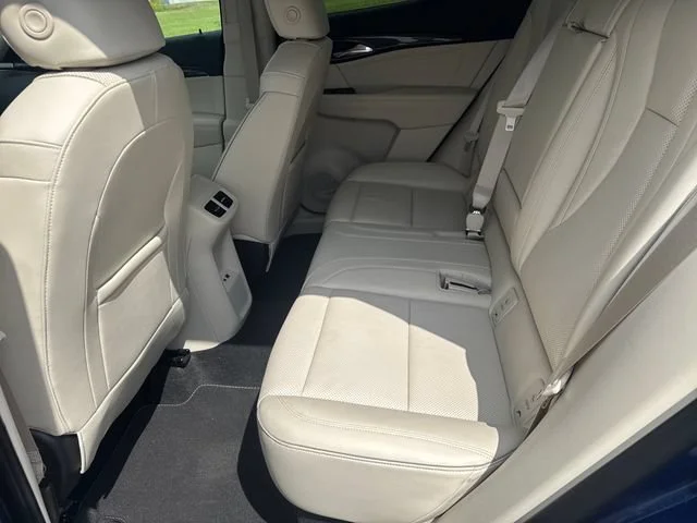 Used 2023 Sapphire Metallic Buick Essence image 29
