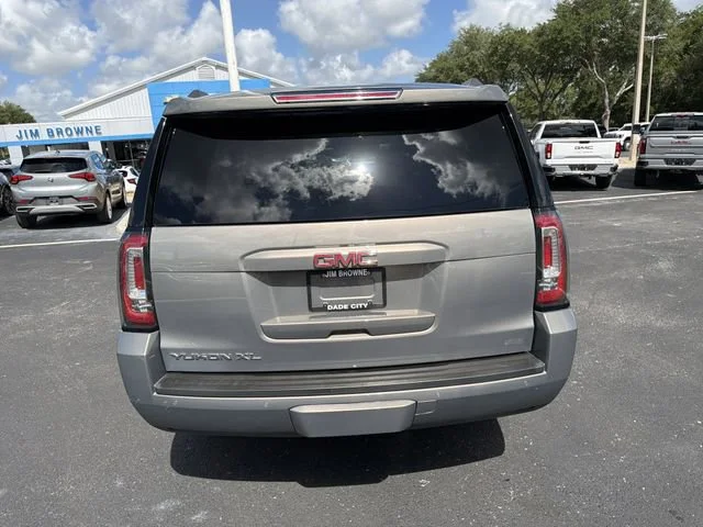 Used 2019 PEPPERDUST METALLIC GMC SLT Standard Edition image 6