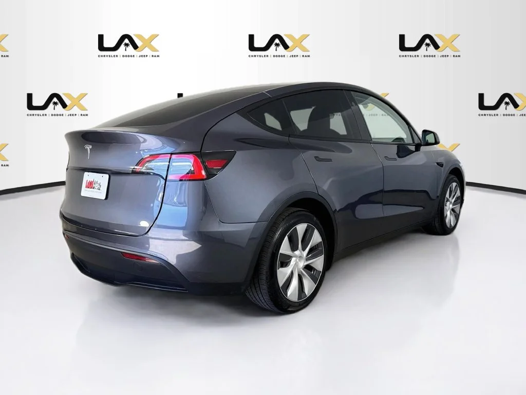 Used 2023 Gray Tesla Standard Range image 7