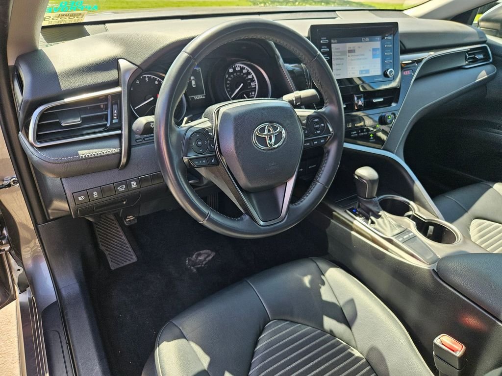 Used 2024 Predawn Gray Mica Toyota SE image 13