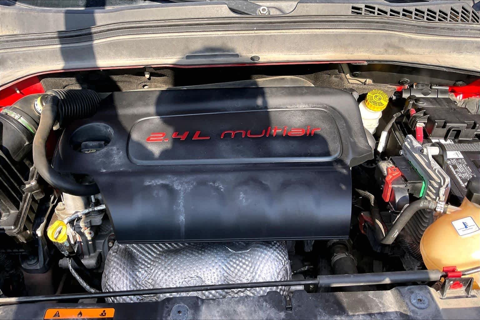 Used 2016 Colorado Red Jeep Trailhawk image 32