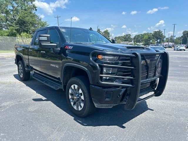 Used 2024 Black Chevrolet Custom image 6
