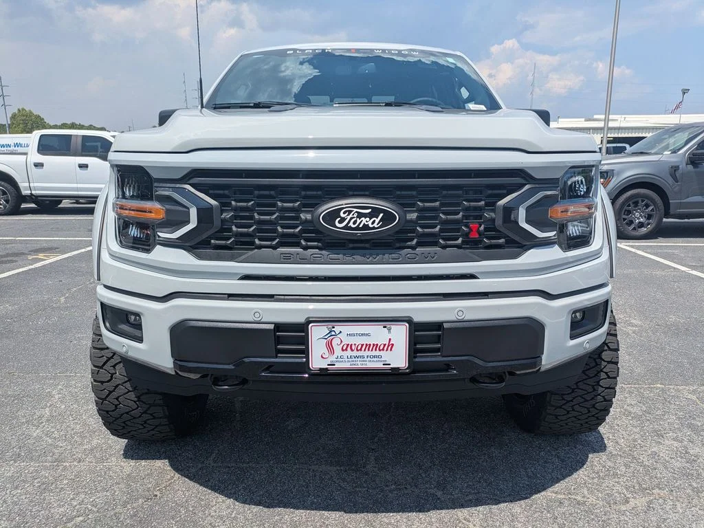 New 2026 Avalanche Ford XLT image 9