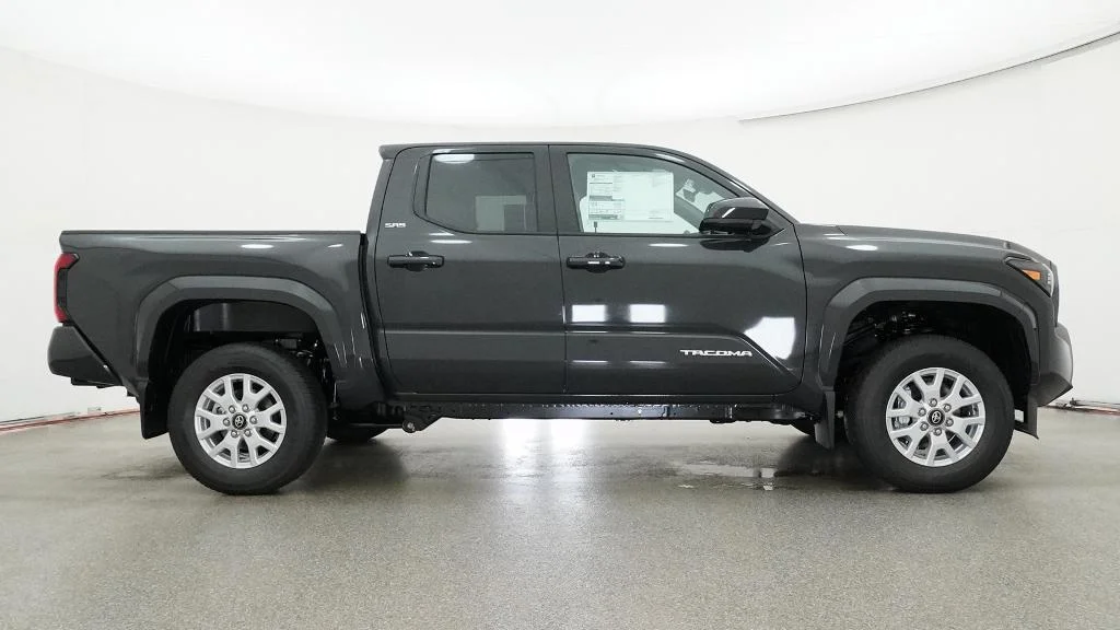 New 2026 Underground Toyota SR5 image 13